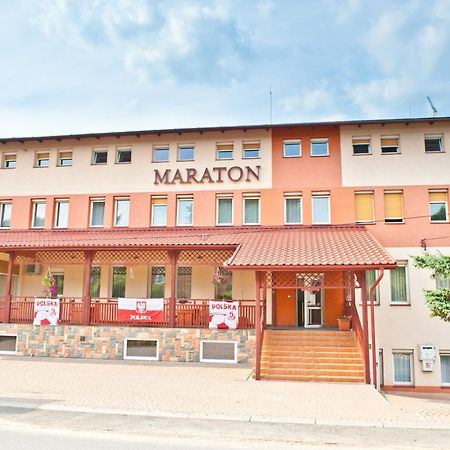 Maraton Hotel Lubenia Exterior foto